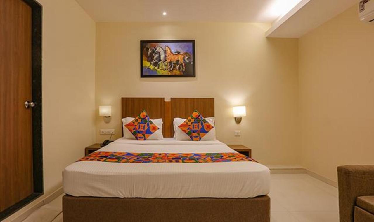 Fabhotel Royal International - Nr Mumbai International Airport Exterior foto